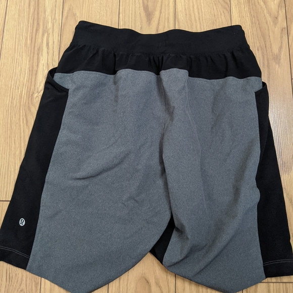 Lululemon Namaste at the Beach Shorts - Picture 2 of 8